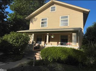 909 S Main St, Fairfield, IA