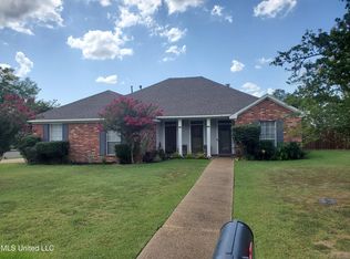 312 Wood Duck Cir, Brandon, MS 39047