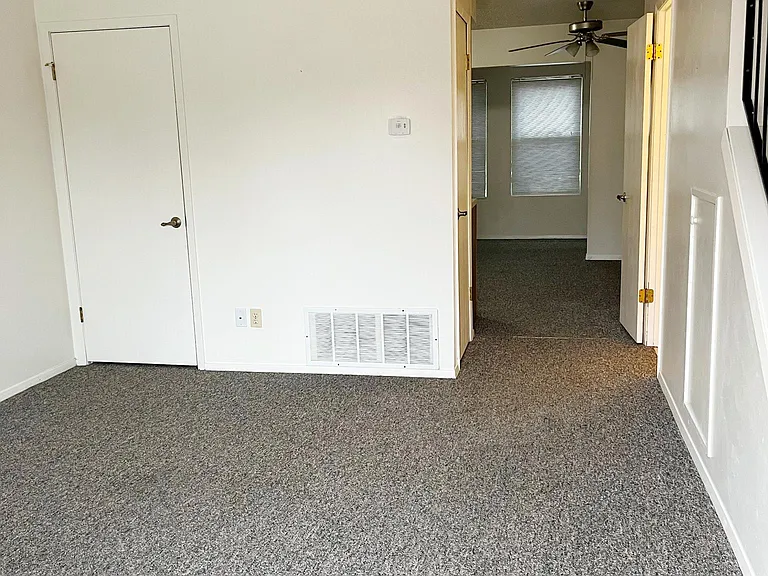 300 W 1st Ave #B — Photo 2