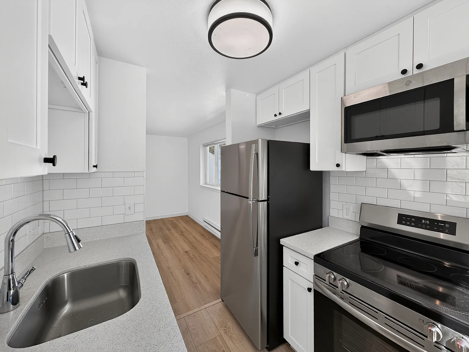 2140 SW Holden St, Seattle - B3 — Photo 1