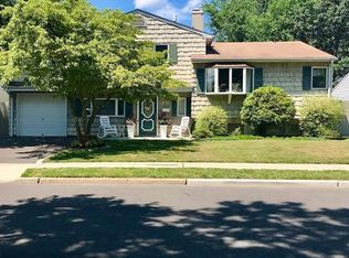 200 Cypress Dr, Colonia, NJ 07067