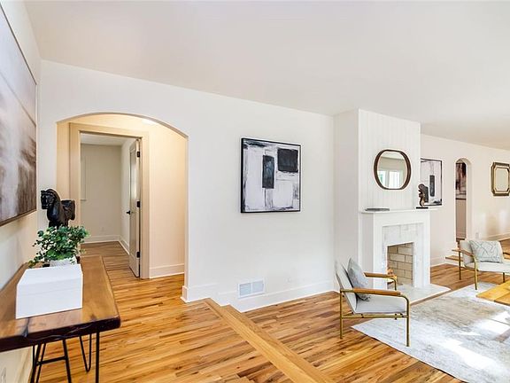 5th image of 4956 Mountclaire Rd