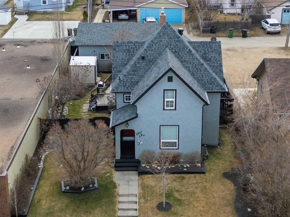 4841 W 49th St, Camrose, AB T4V 1N1
