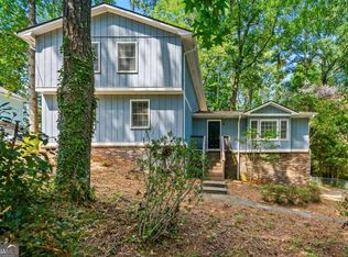 215 Hauteur Pl SW, Lilburn, GA 30047