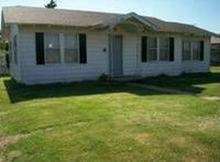 705 Main St, Rocky, OK 73661