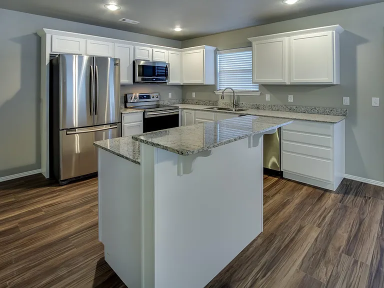 2818 W Auburn Dr — Photo 6