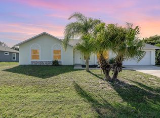 1296 Bei Ct NW, Palm Bay, FL 32907