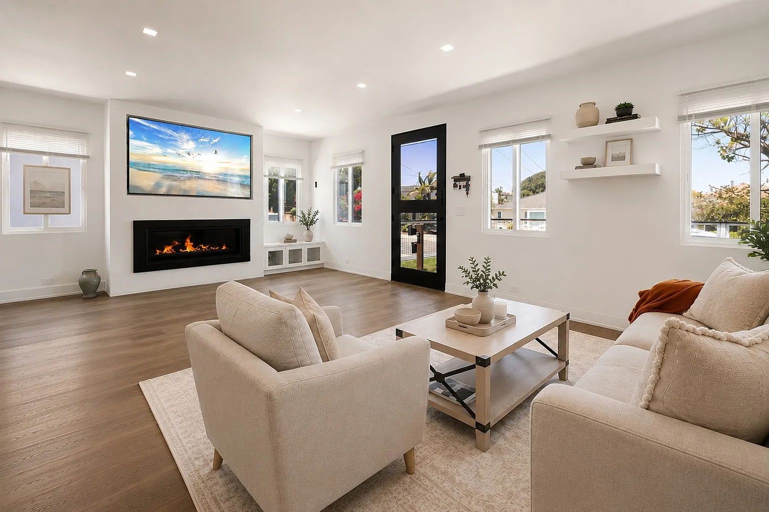 3 bed, 2.5 bath, 1171 sqft, $10,650 — Photo 1