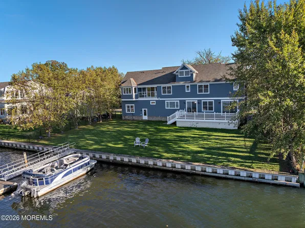 443 Driveway, Oceanport, NJ 07757