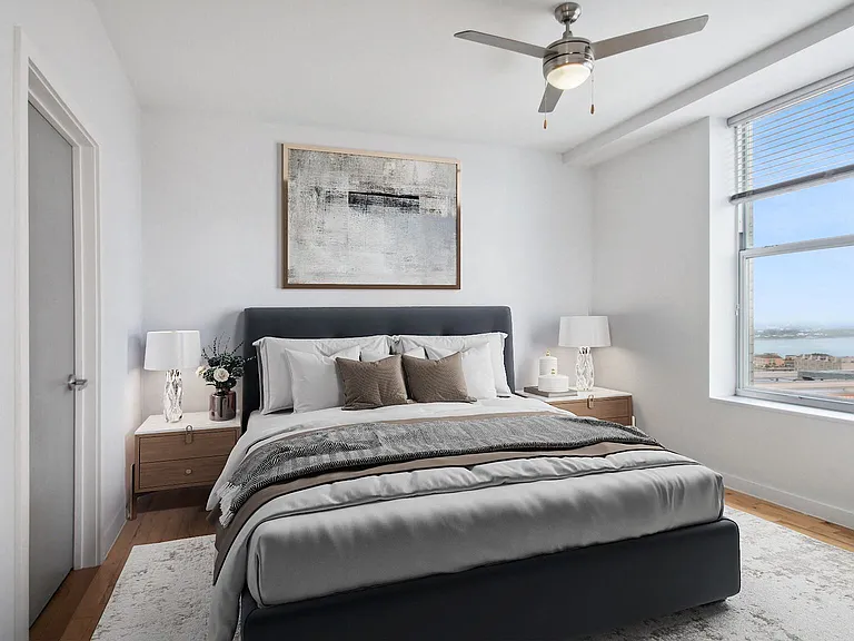The Strand Apartments — Photo 7