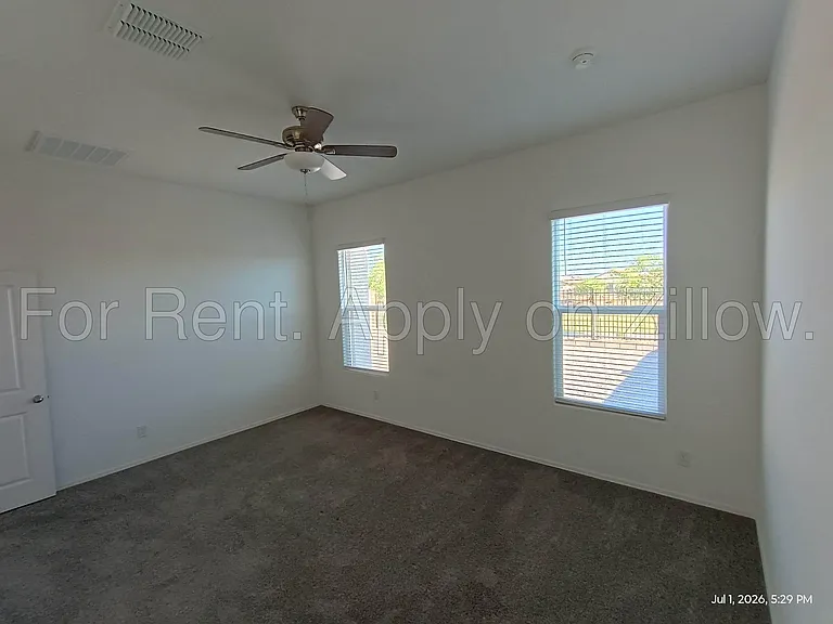 15565 W Desert Hollow Dr — Photo 6