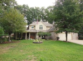 9234 Legacy Ct, Temperance, MI 48182