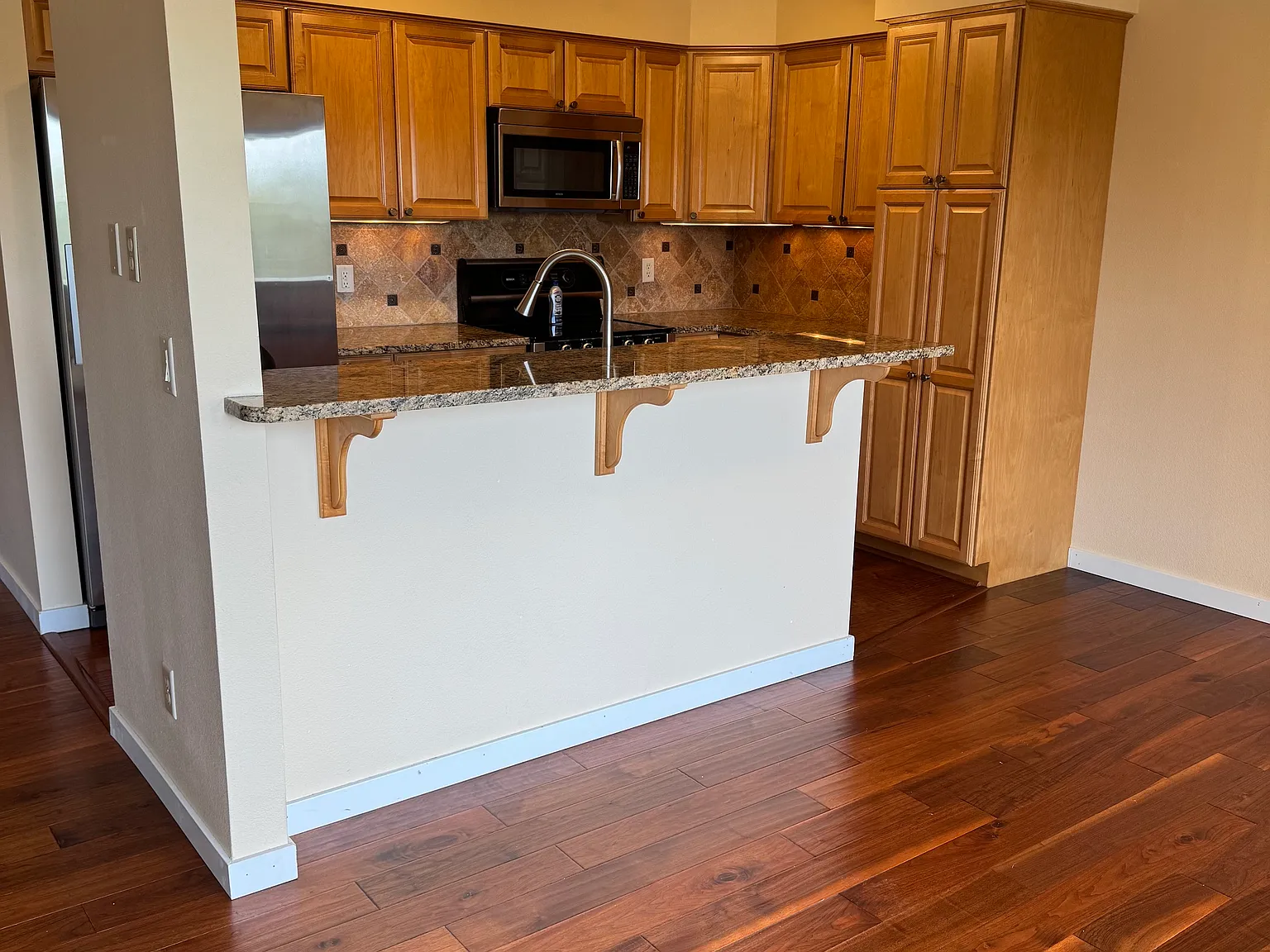4310 Blue Heron Cir — Photo 2