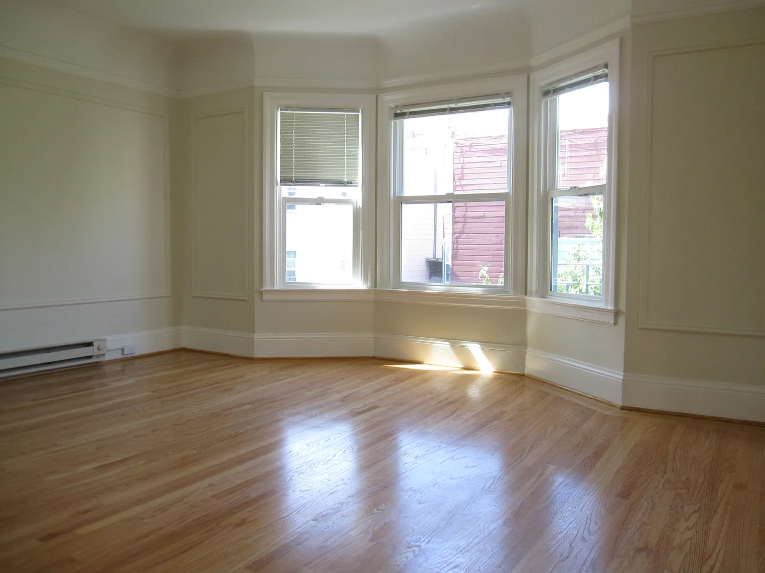 Studio, 500 sqft, $2,950 — Photo 3
