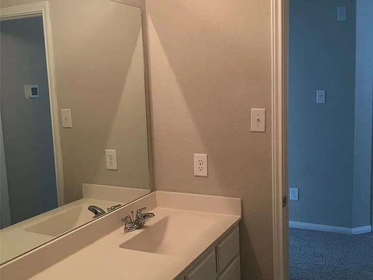 2111 Ethan Dr — Photo 18
