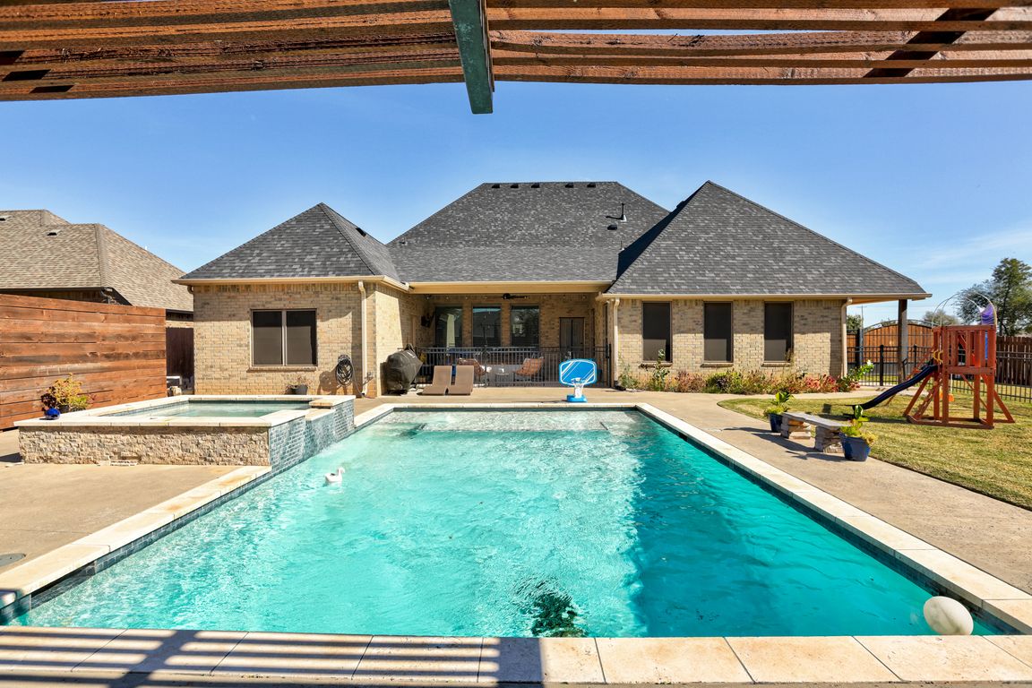 next background image