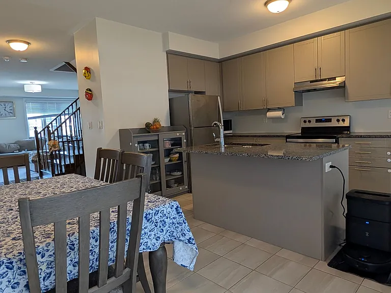 6 Westbury Way — Photo 15