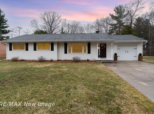 4907 Campau Dr, Midland, MI