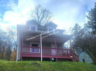 1303 Wade St, Aliquippa, PA 15001