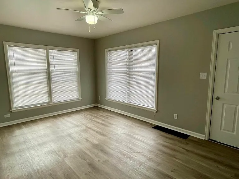 1607-1609 Randolph St — Photo 10