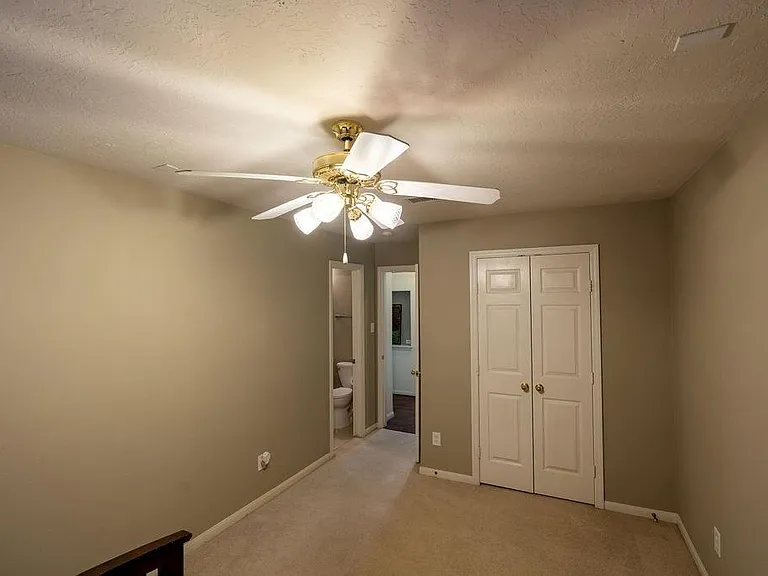 175 N Wimberly Way — Photo 34