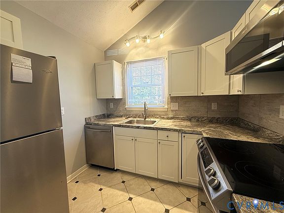 5th image of 4912 Lurgan Pl