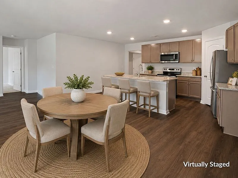 4 bed, 2.0 bath, 1884 sqft, $2,000 — Photo 4