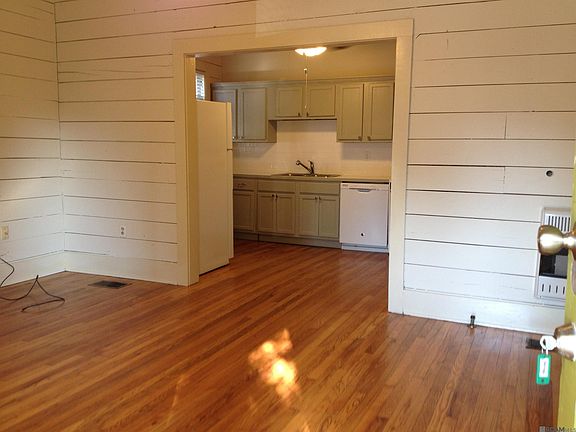 2nd image of 523 E State St