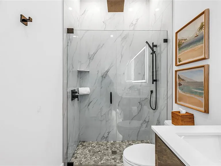 2065 Goldenrod St — Photo 32