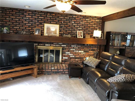 3rd image of 30880 North Ct