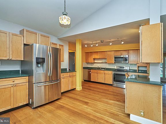 5th image of 4757 Pomponio Pl