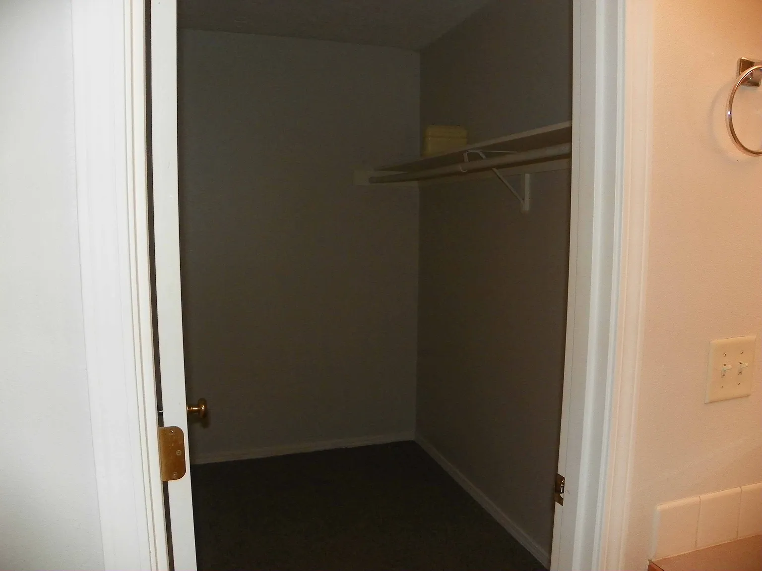 3 bed, 2.5 bath, 1550 sqft, $1,650 — Photo 4