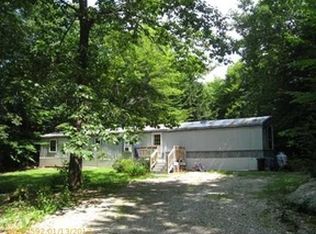 33 Vickerson Dr, New Gloucester, ME 04260