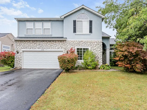 2330 Somerset Ln, Mundelein, IL 60060