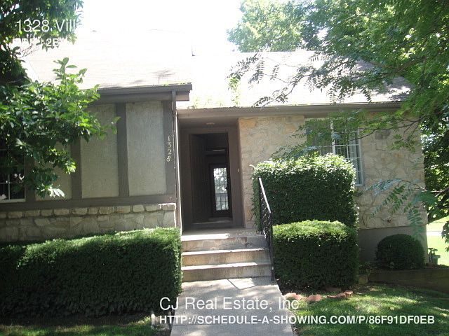1st image of 1328 NW Village Dr