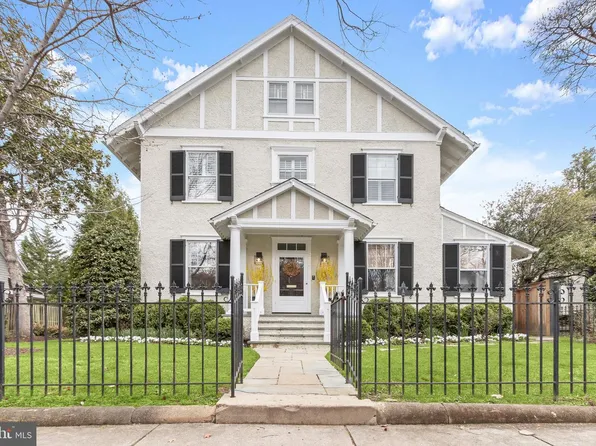 3753 Oliver St NW, Washington, DC 20015