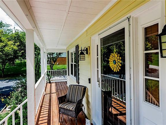 4th image of 13610 Knobhill Ct