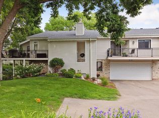 5518 Bimini Dr, Minnetonka, MN 55343