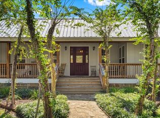 165 Sadie Ln, Round Top, TX 78954