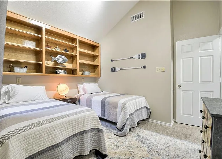105 Summit Cv — Photo 10