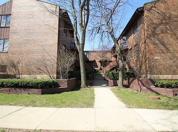 3rd image of 8020 Kilpatrick Ave Unit D