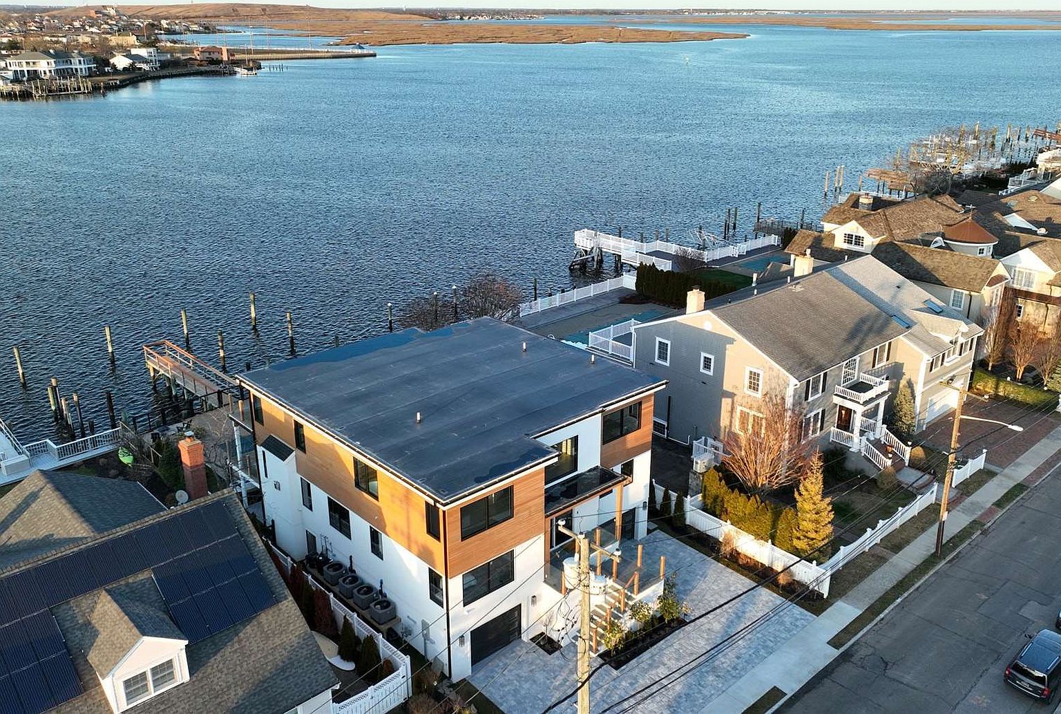 525 E Bay Drive, Long Beach, NY 11561 Zillow