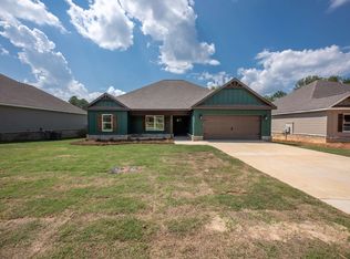 413 New Hope Dr, Perry, GA 31069