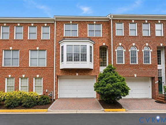3rd image of 6806 Thompson Crest Ct