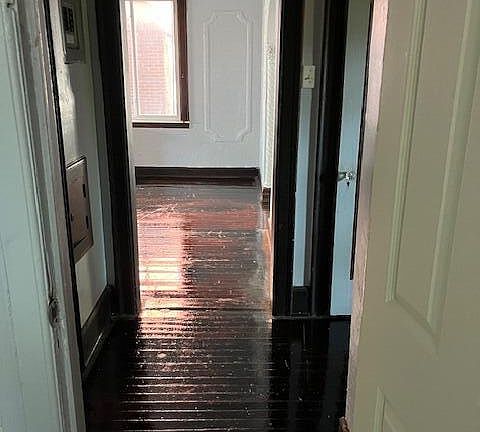 3rd image of 12798 Wilshire Dr
