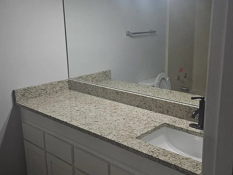202 Dunaway Dr — Photo 5