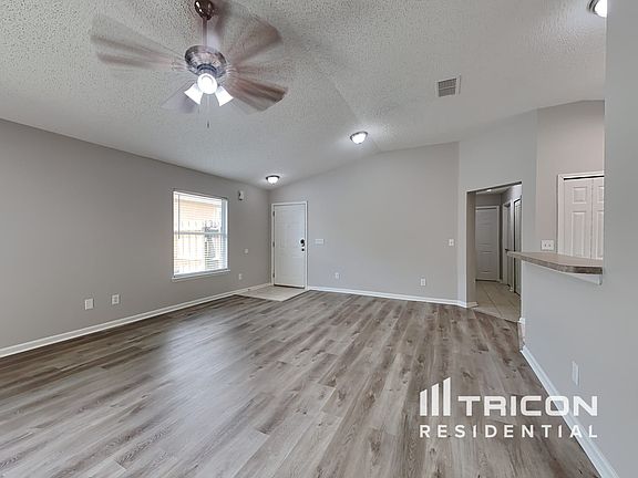 4th image of 1827 Pineta Cove Dr