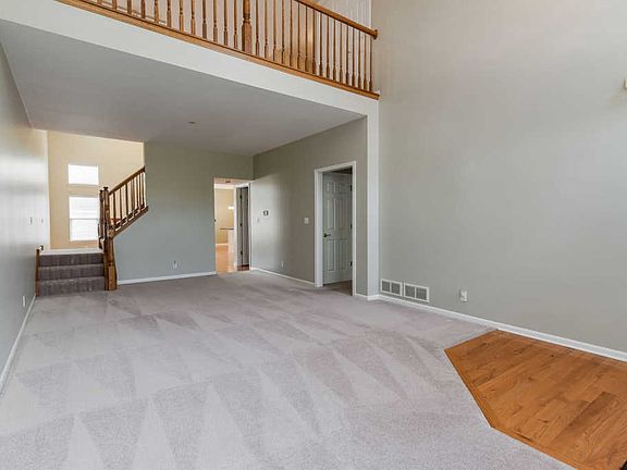 2nd image of 39W437 Herrington Blvd