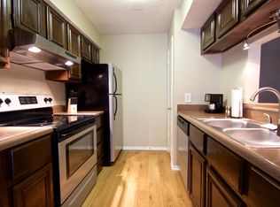 7667 Callaghan Rd APT 403, San Antonio, TX 78229