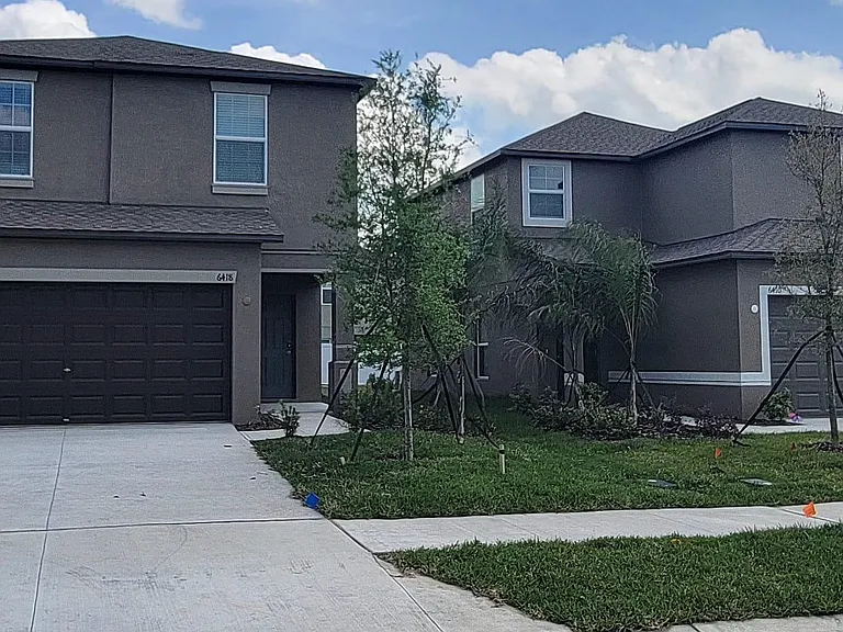6418 Back 40 Loop — Photo 1